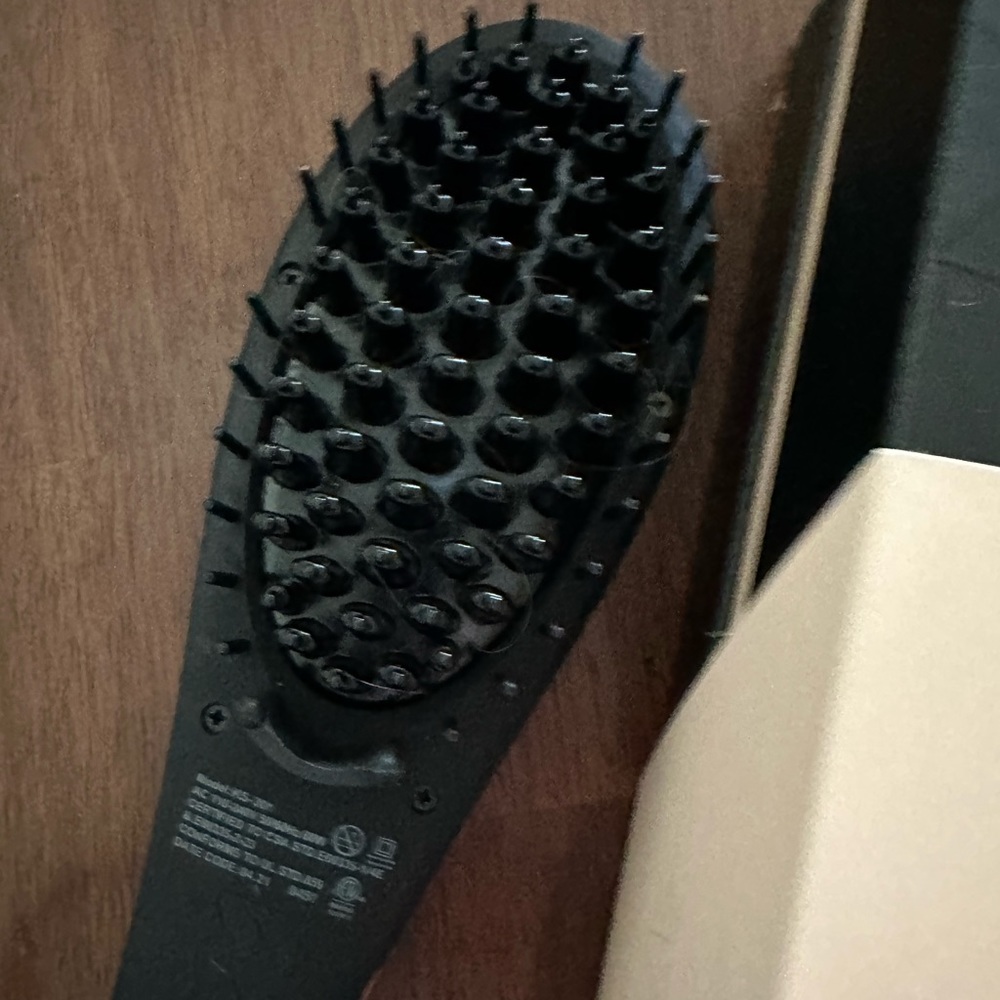 Foxy Bae Straightening Brush - Picture 6 of 9